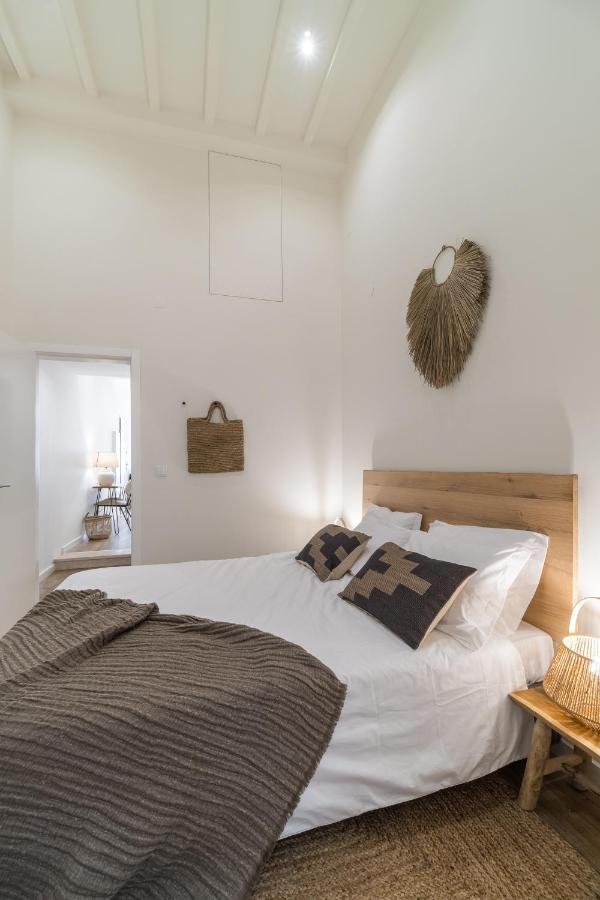 Casa Boma Lisboa - Design Apartment With Private Vegetal Terrace - Lapa VII Bagian luar foto