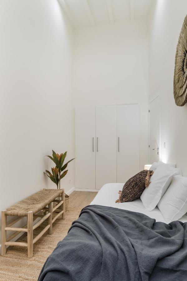 Casa Boma Lisboa - Design Apartment With Private Vegetal Terrace - Lapa VII Bagian luar foto