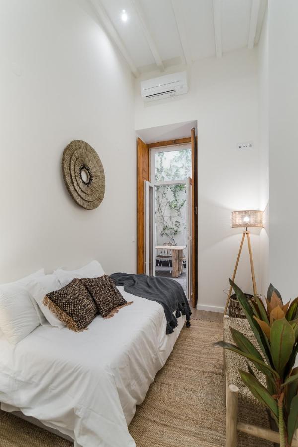 Casa Boma Lisboa - Design Apartment With Private Vegetal Terrace - Lapa VII Bagian luar foto