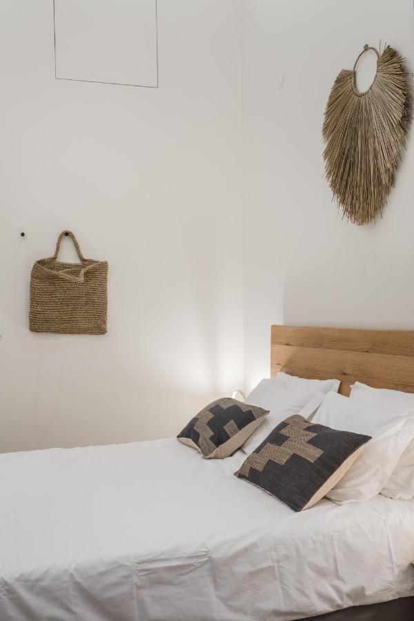 Casa Boma Lisboa - Design Apartment With Private Vegetal Terrace - Lapa VII Bagian luar foto